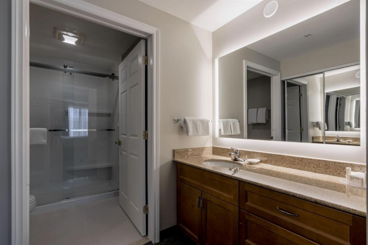 Residence Inn By Marriott Halifax Downtown Экстерьер фото
