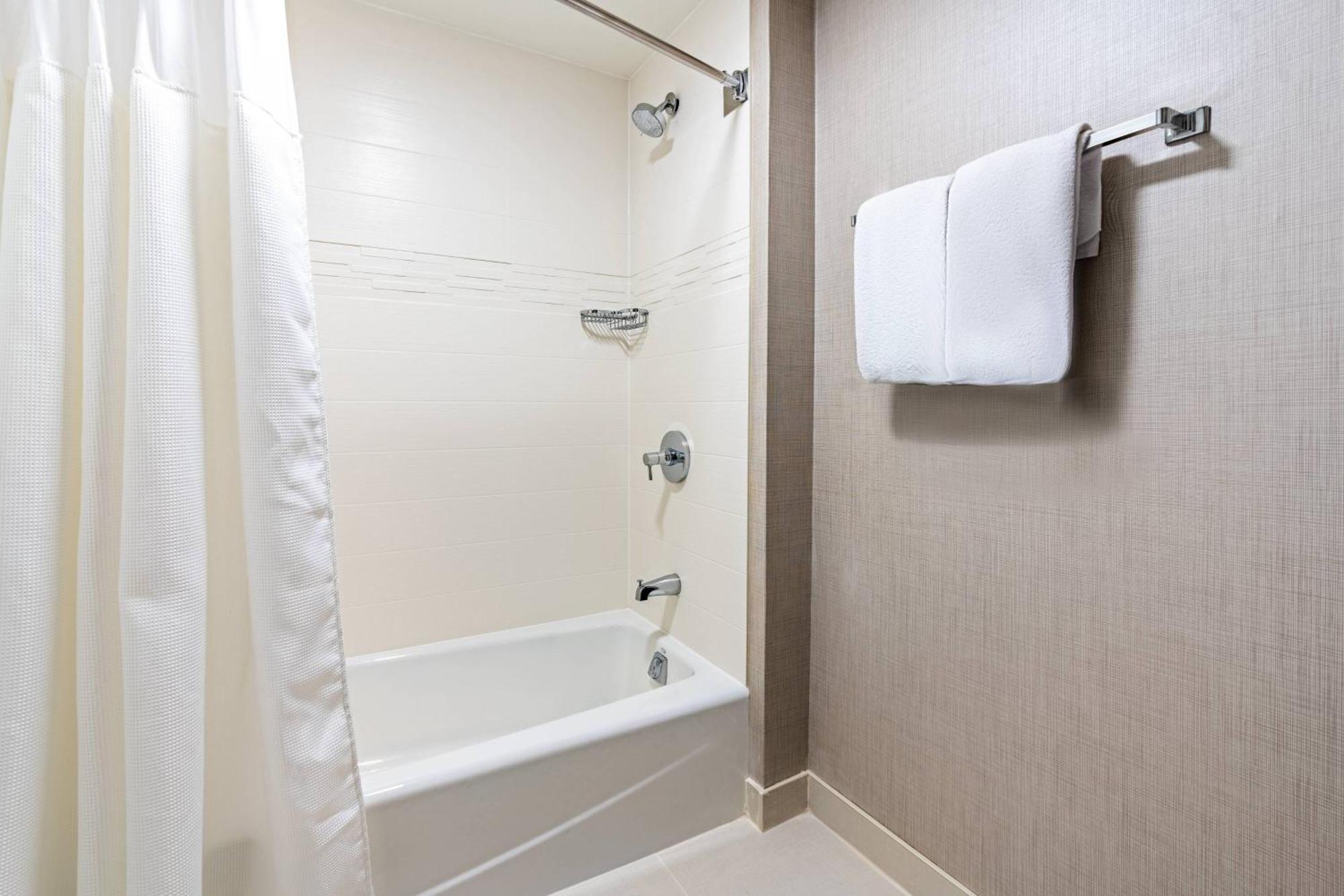 Residence Inn By Marriott Halifax Downtown Экстерьер фото