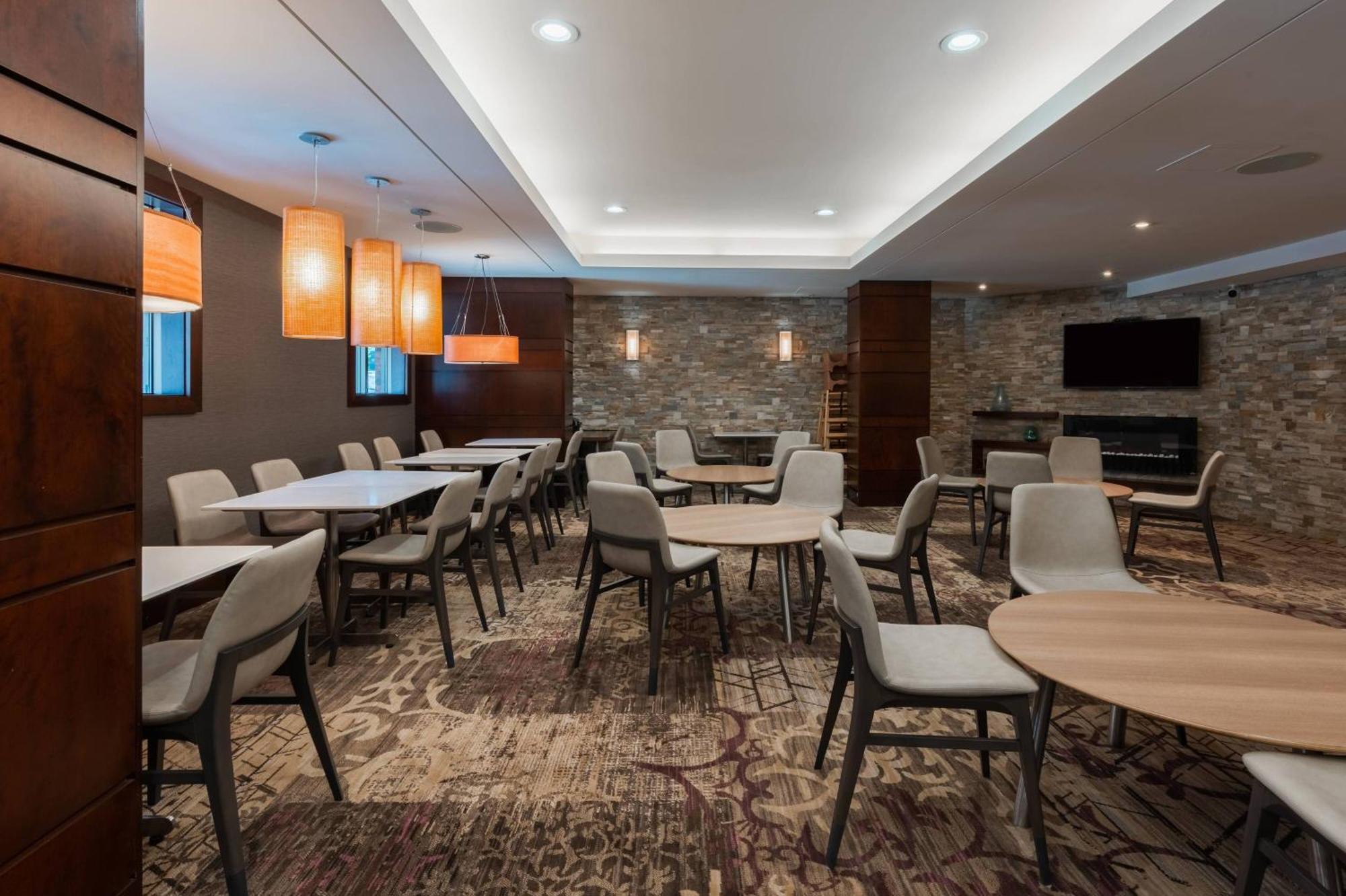 Residence Inn By Marriott Halifax Downtown Экстерьер фото